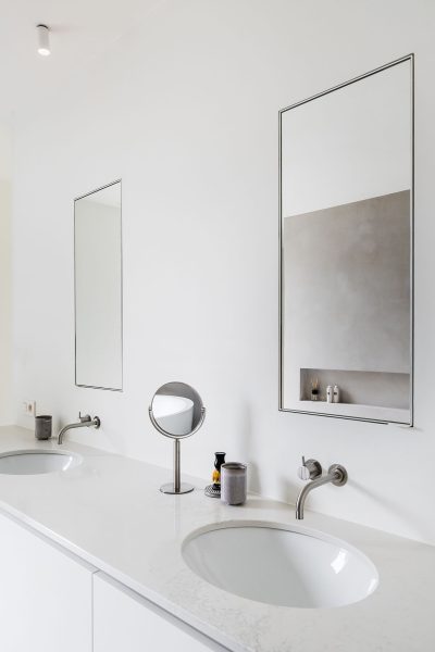 LOW LUCID FACET R V Oud Turnhout 29